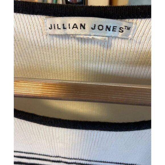 Jillian Jones Black White Sleeveless Knit Round Neck Sweater - Picture 6 of 10